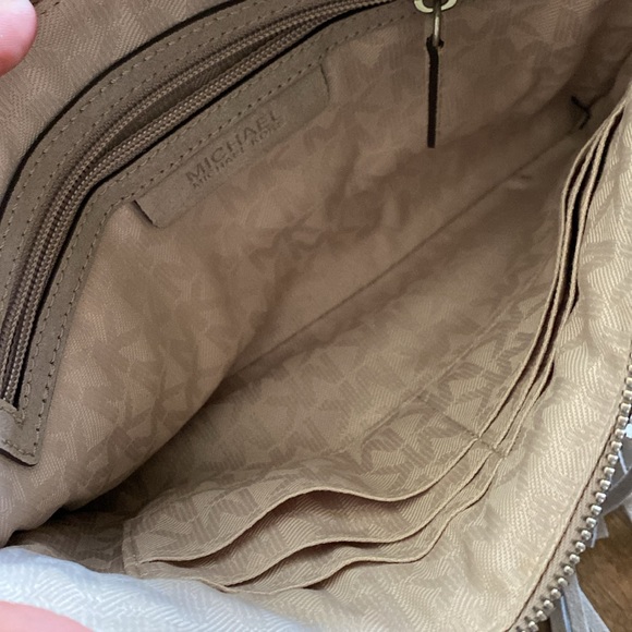 Michael Kors Clutch | Wristlet - Picture 4 of 6